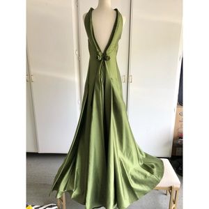 Beautiful prom/graduation/wedding guest dress